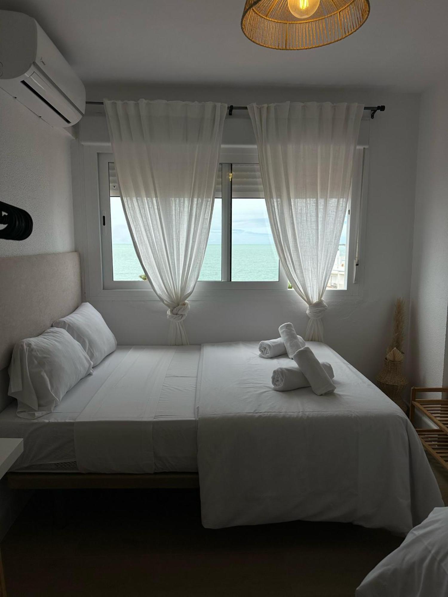 Gatu Villa Mar "Preferente Para Mayores De 25 Anos Y Familias " Эль-Пуэрто-де-Санта-Мария Экстерьер фото