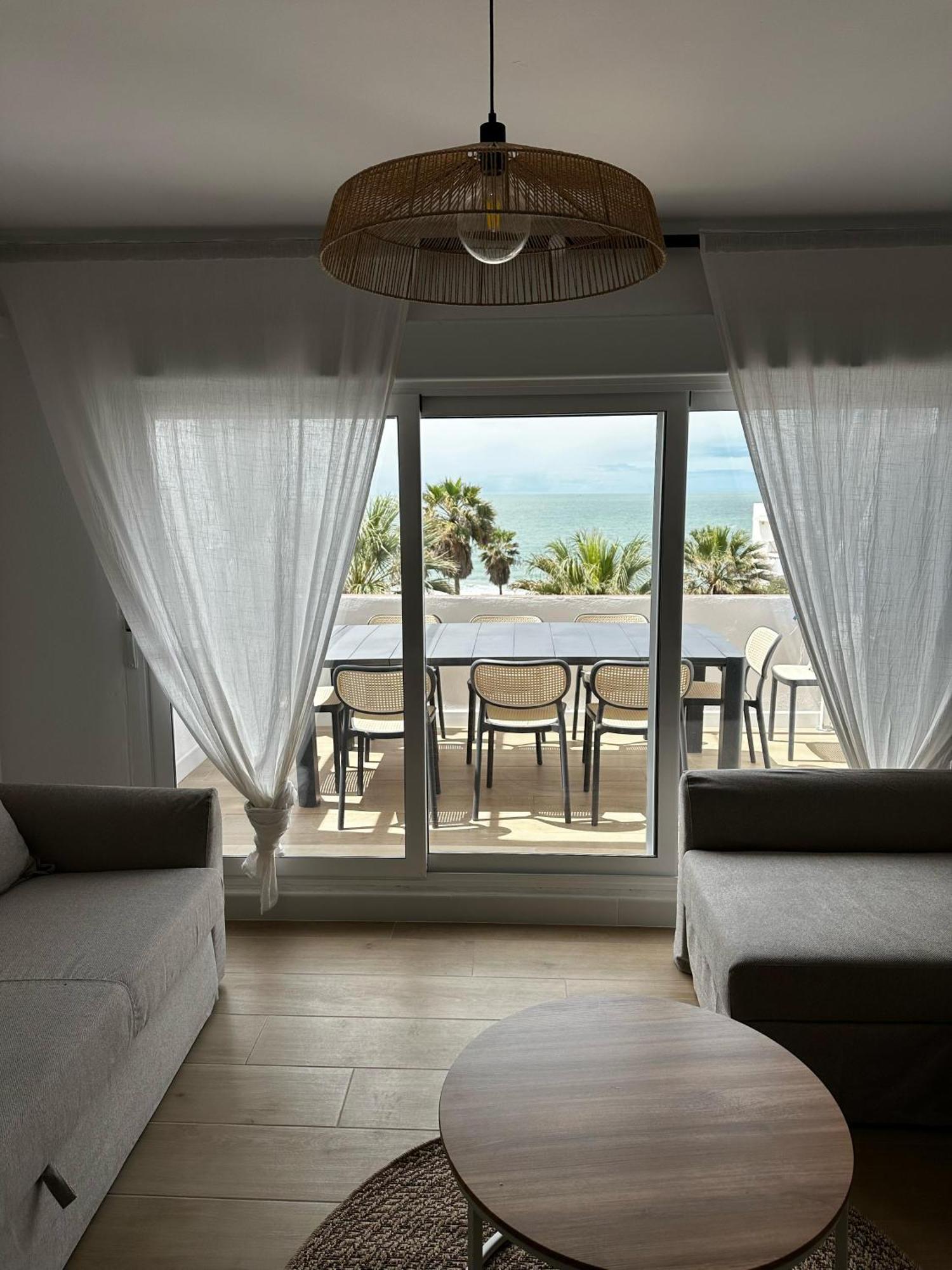 Gatu Villa Mar "Preferente Para Mayores De 25 Anos Y Familias " Эль-Пуэрто-де-Санта-Мария Экстерьер фото