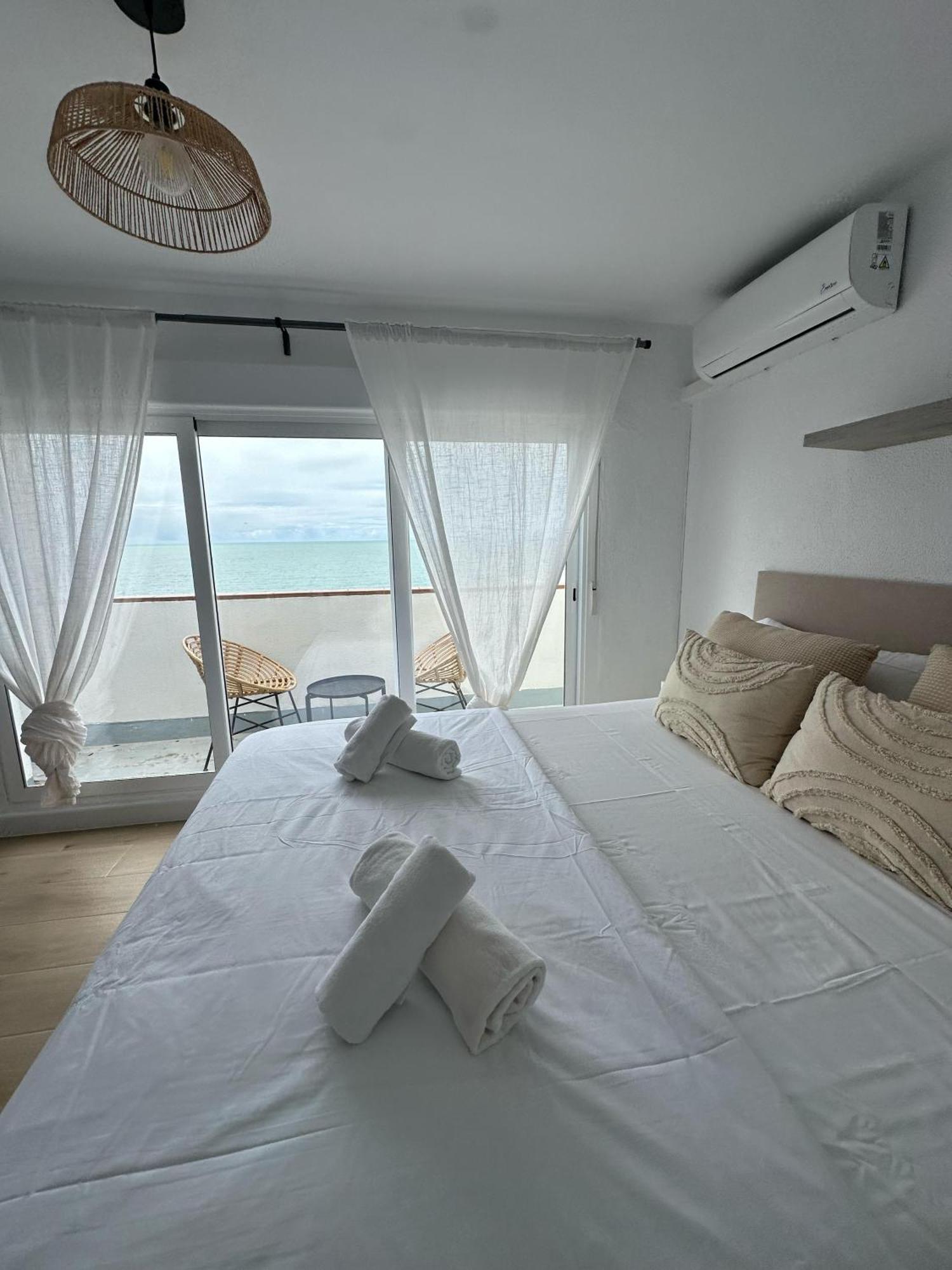Gatu Villa Mar "Preferente Para Mayores De 25 Anos Y Familias " Эль-Пуэрто-де-Санта-Мария Экстерьер фото
