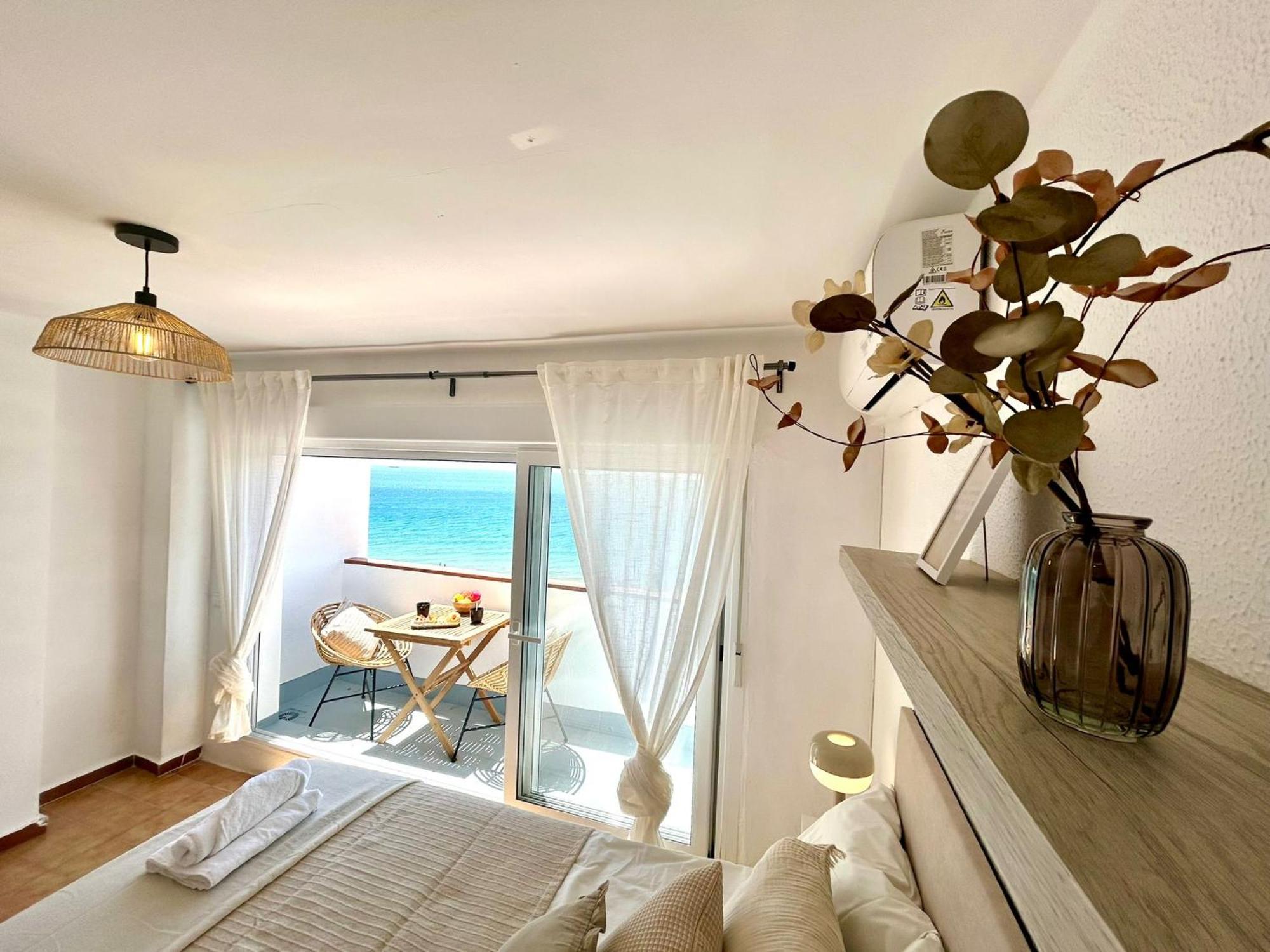 Gatu Villa Mar "Preferente Para Mayores De 25 Anos Y Familias " Эль-Пуэрто-де-Санта-Мария Экстерьер фото